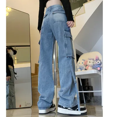 Wide-Leg Low-Rise Washed Jeans — view 4