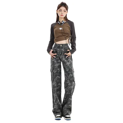 Wide-Leg Camo Multi-Pocket Jeans — view 5