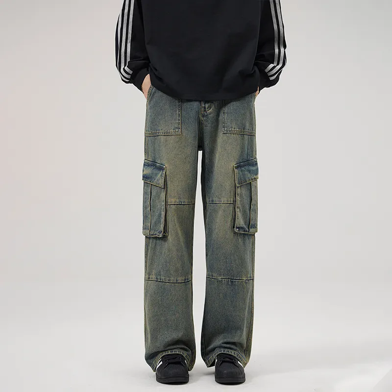 Jeans de corte recto, con lavado, multibolsillo para hombre — view 1