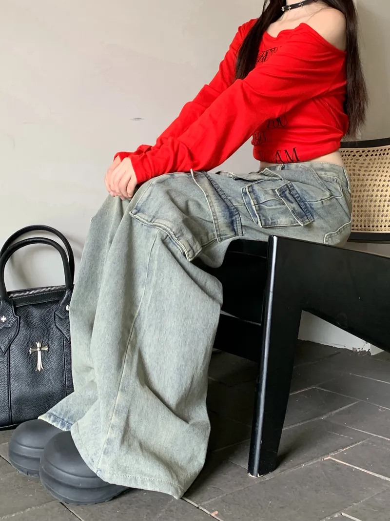 Calça Cargo pernas largas de cintura baixa com múltiplos bolsos Feminina — Detalhes do produto 9