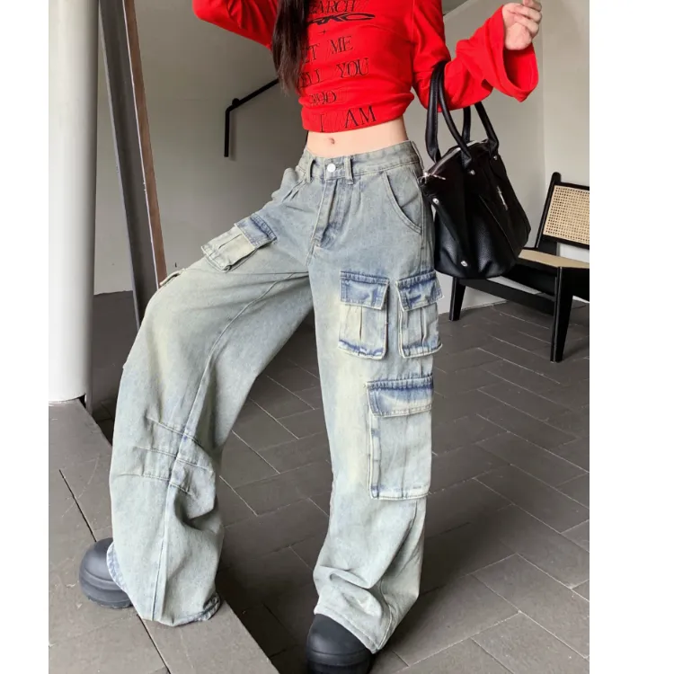 Calça Cargo pernas largas de cintura baixa com múltiplos bolsos Feminina — view 1