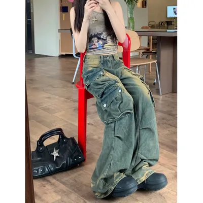 Wide-Leg High-Rise Multi-Pocket Jeans — view 4