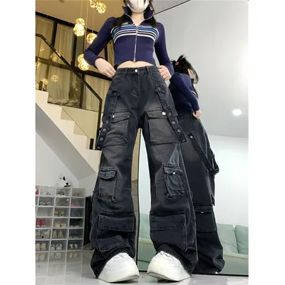 Calça Jeans pernas largas com lavagem vintage com múltiplos bolsos Feminina — view 6