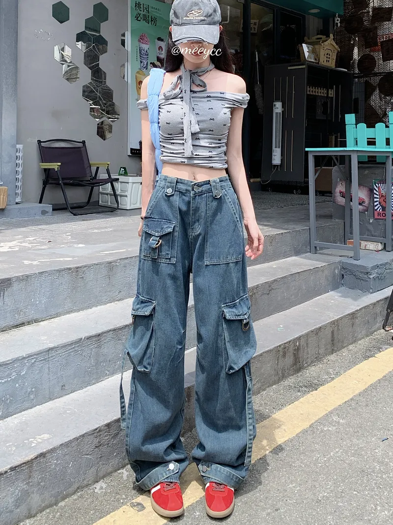 Calça Jeans pernas largas de cintura alta com múltiplos bolsos Feminina — Detalhes do produto 2