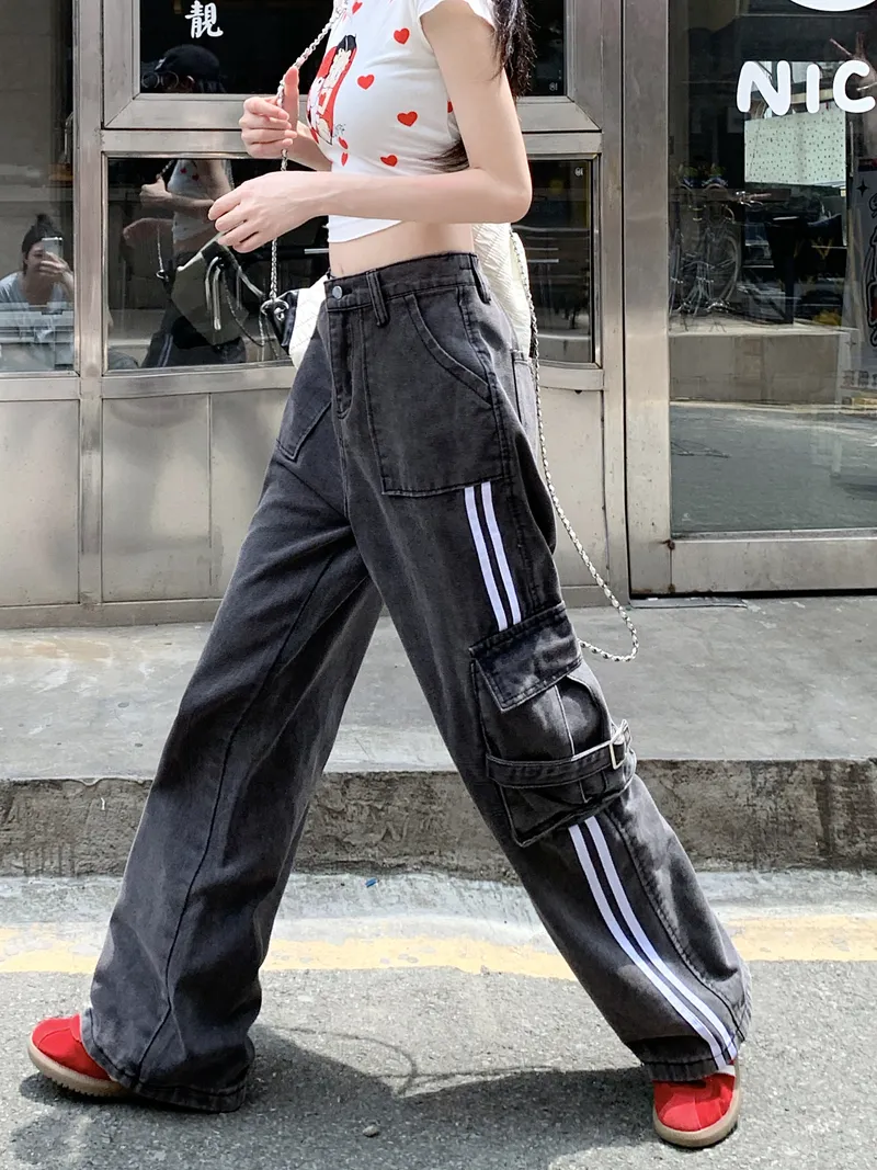 Wide-Leg High-Rise Multi-Pocket Jeans — Product details 7