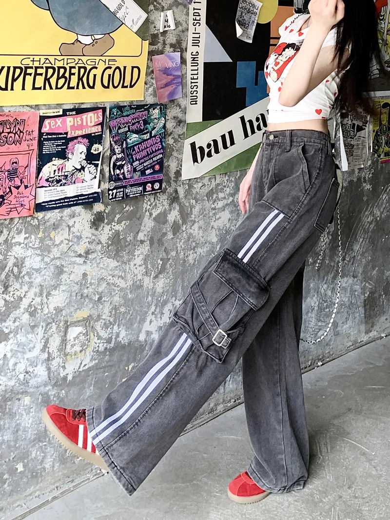 Wide-Leg High-Rise Multi-Pocket Jeans — Product details 10