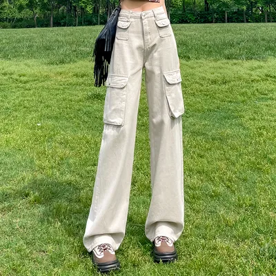 Calça Cargo pernas largas com múltiplos bolsos Feminina — view 3