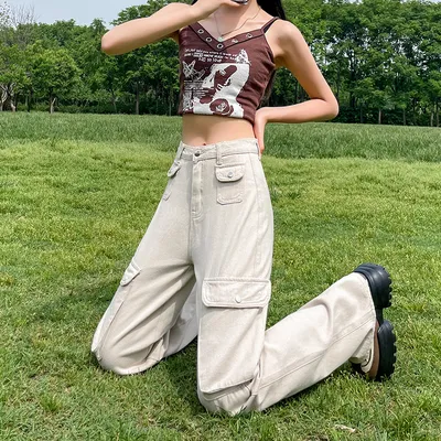Calça Cargo pernas largas com múltiplos bolsos Feminina — view 5