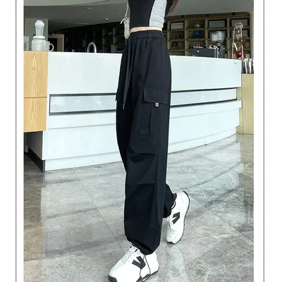 Wide-Leg High-Rise Multi-Pocket Jeans — view 3