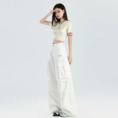 Wide-Leg Multi-Pocket Cargo Pants — view 3