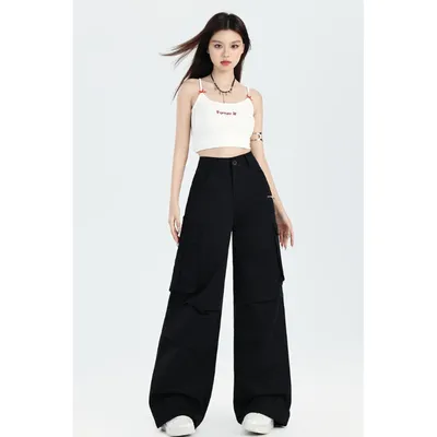 Wide-Leg Multi-Pocket Cargo Pants — view 6