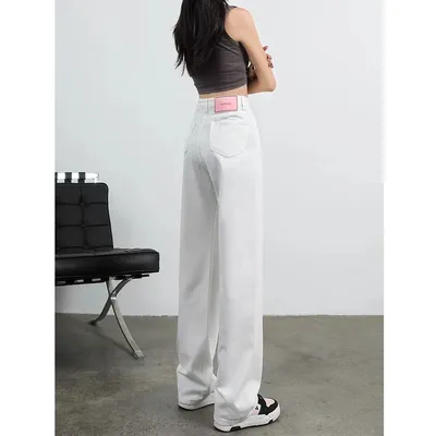 Wide-Leg High-Rise Jeans