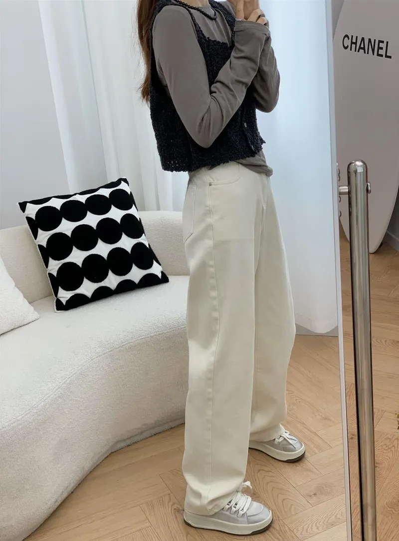 Jeans de corte recto para mujer — Detalles del producto 10