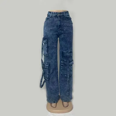Wide-Leg High-Rise Jeans — view 3