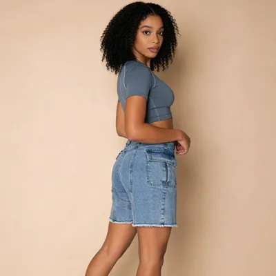 Shorts de Mezclilla de pierna ancha, con lavado vintage para mujer — view 4